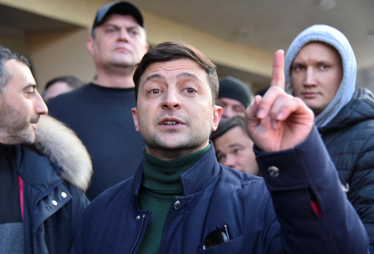 Стало відомо, хто дає поради Зеленському