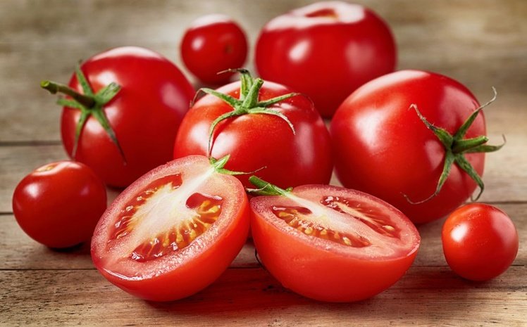 В Україні впали ціни на помідори: скільки коштують овочі на початку жовтня