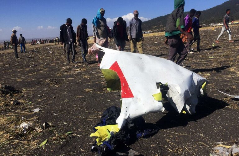 Аварія Boeing в Ефіопії: з'явилися переговори диспетчера та пілота в останні хвилини польоту  - today.ua
