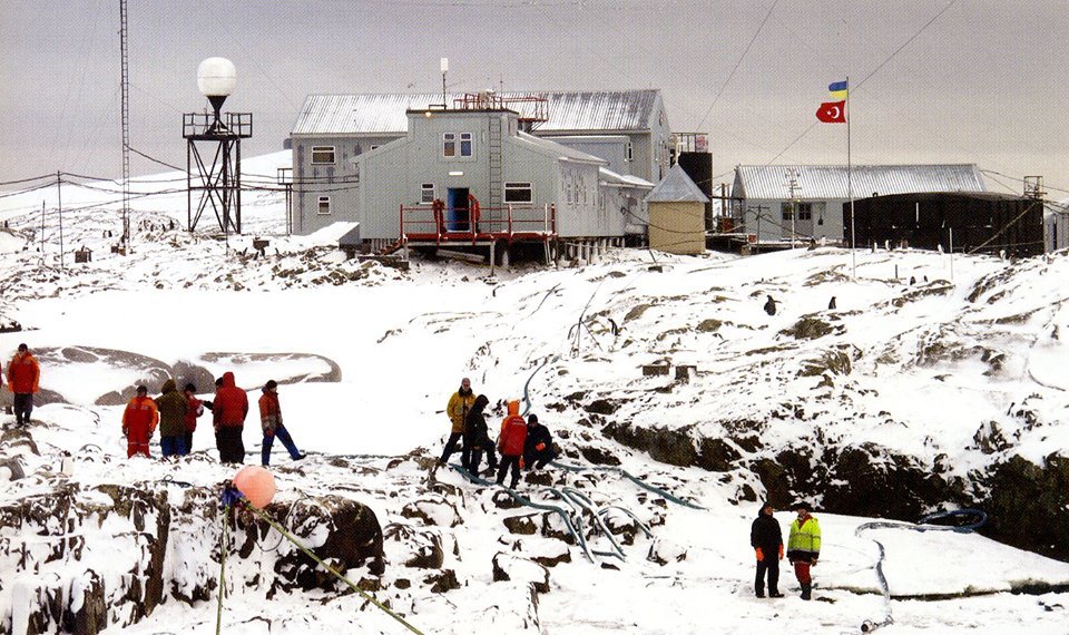 В Антарктиді за годину впоралися з виборами президента