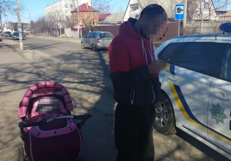 На Київщині нетверезий батько ледь не заморозив двомісячне немовля - today.ua