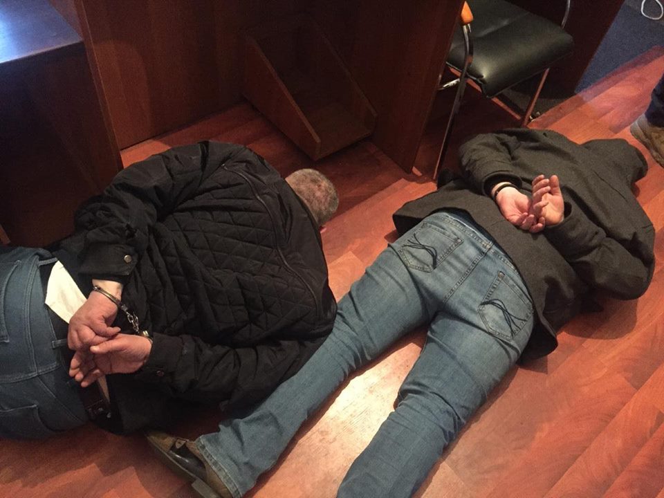 В Киеве задержали продавцов красной ртути: опубликованы фото