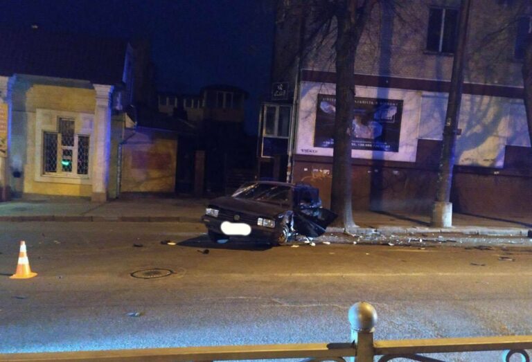 Нетрезвый водитель в Ровно устроил ДТП с пострадавшими  - today.ua