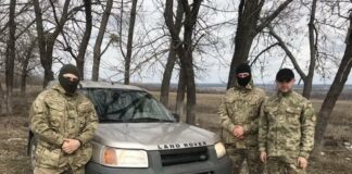 Тернопільска греко-католицька церква передала бійцям ООС позашляховик Land Rover - today.ua