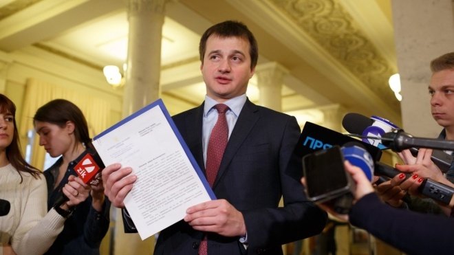 Депутат от БПП подал в суд на Анатолия Гриценко - today.ua