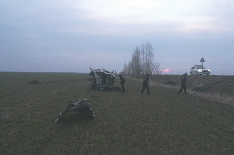 На Миколаївщині у моторошній ДТП загинув водій позашляховика - today.ua