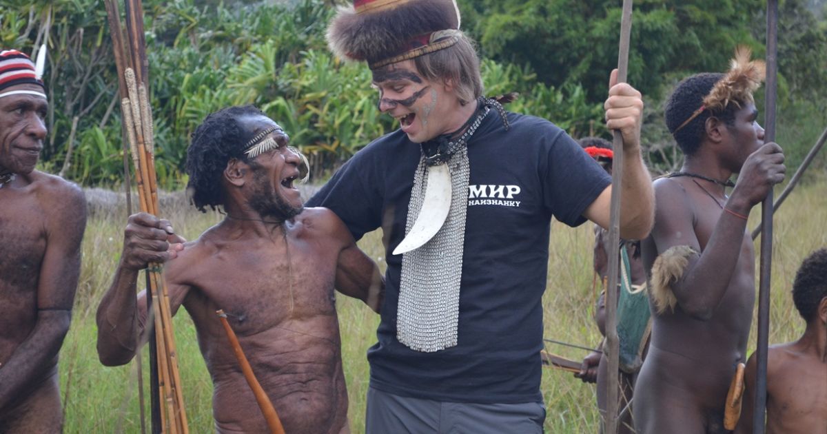 Ведущего Дмитрия Комарова подстрелили в Бразилии: опубликовано видео - today.ua
