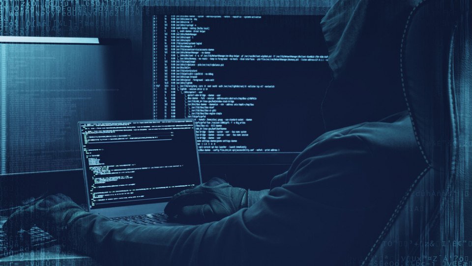 Поліцейські отримали фейкові інструкції на вибори від Авакова