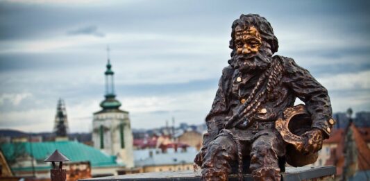 За відвідування Львова з туристів будуть брати гроші - today.ua