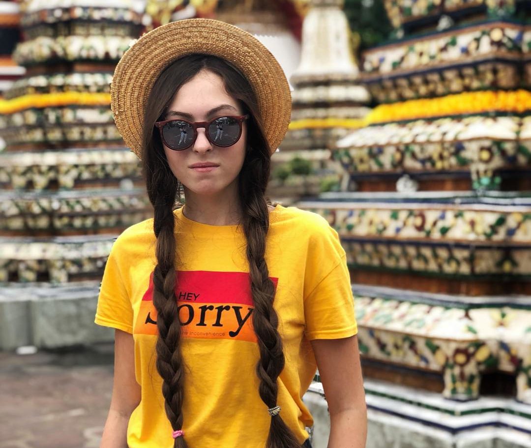 Оля Полякова зворушливо привітала доньку з 14-річчям