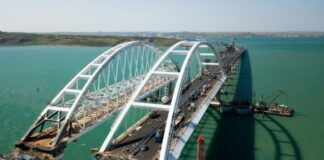 Крымский мост россияне признали бесполезным  - today.ua