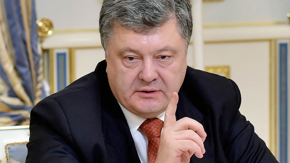 Порошенко звільнив главу Служби зовнішньої розвідки