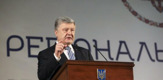 Порошенко рассказал, насколько выросла зарплата украинцев - today.ua