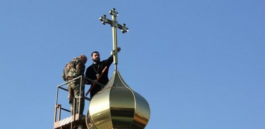 Священники Московского патриархата устроили потасовку под храмом ПЦУ  - today.ua