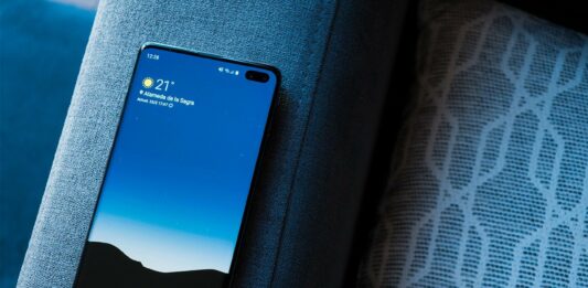 Названо реальну собівартість Samsung Galaxy S10 - today.ua