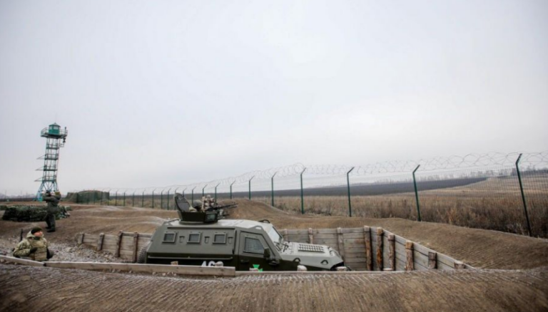 На Луганщині почали будувати “стіну“ на кордоні з РФ - today.ua