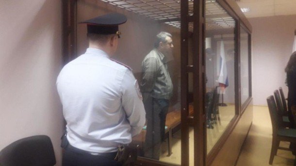 Російському поліцейському дали довічне за вбивства заради квартир - today.ua