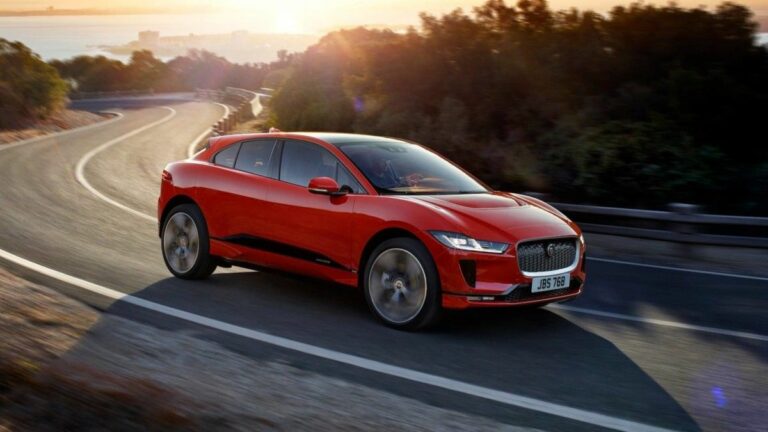 Jaguar стал самым продаваемым электромобилем без пробега в Украине - today.ua