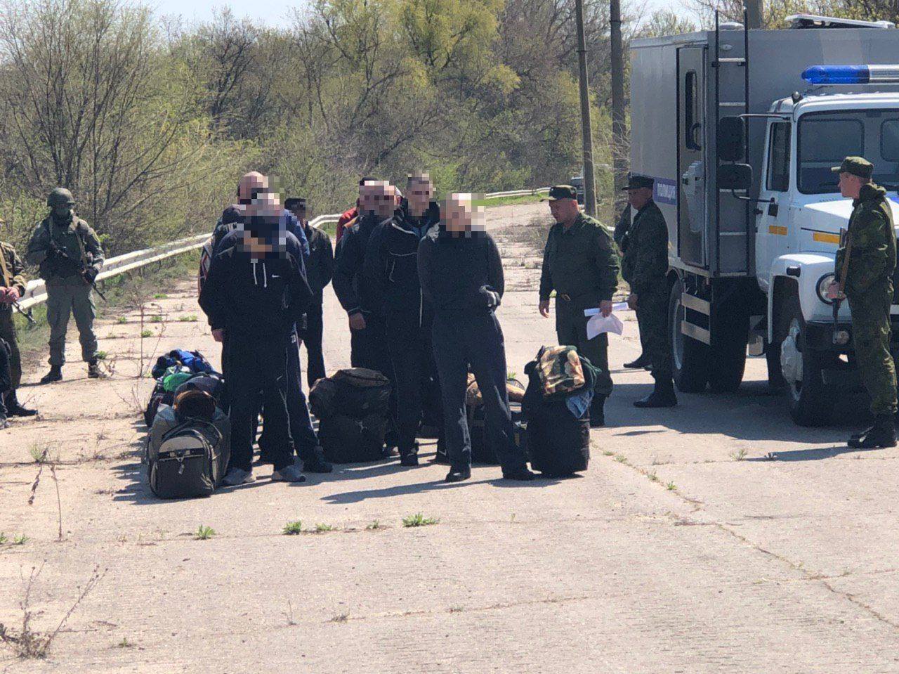 Бойовики "ЛНР" передали Україні 60 засуджених