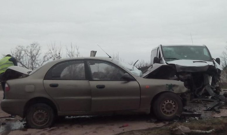 На Волині сталася жахлива ДТП: одна людина загинула, шестеро у лікарні
