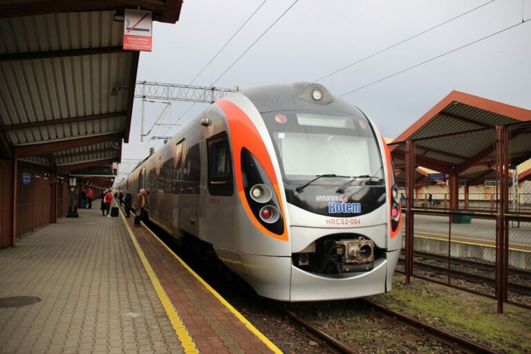 Укрзализныця отправила еще один поезд в Европу - today.ua