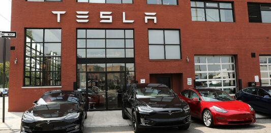 Электромобилям Tesla увеличили запас хода и добавили комфорта - today.ua