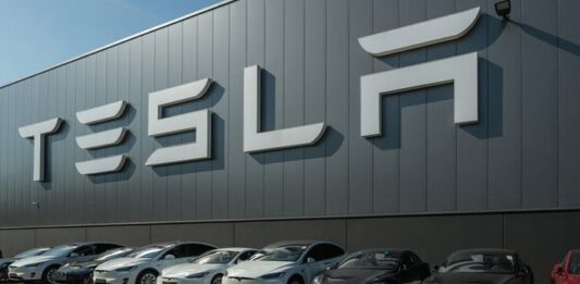 Электромобили Tesla подорожали   - today.ua