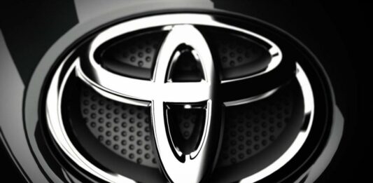 Toyota начала продавать городской электромобиль за 16 000 долларов - today.ua