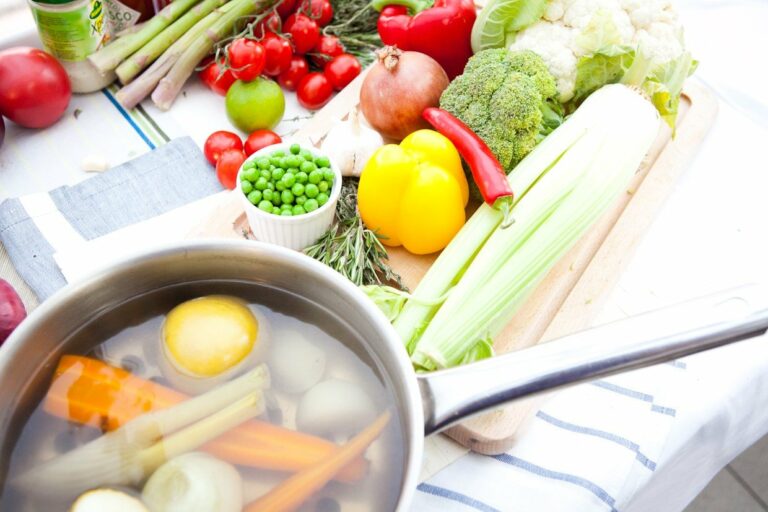 Похудение без диет: ученые назвали пять главных принципов питания - today.ua