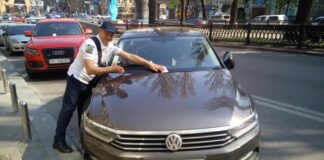 У Києві почали працювати інспектори з паркування: які будуть штрафи - today.ua