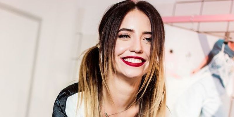 Надя Дорофеева отметила день рождения на тюльпановом поле в Амстердаме