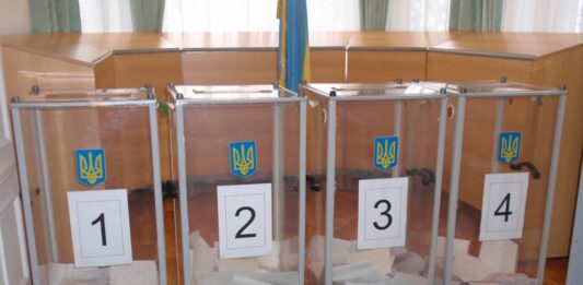 На виборах зафіксували перші порушення: усі подробиці - today.ua