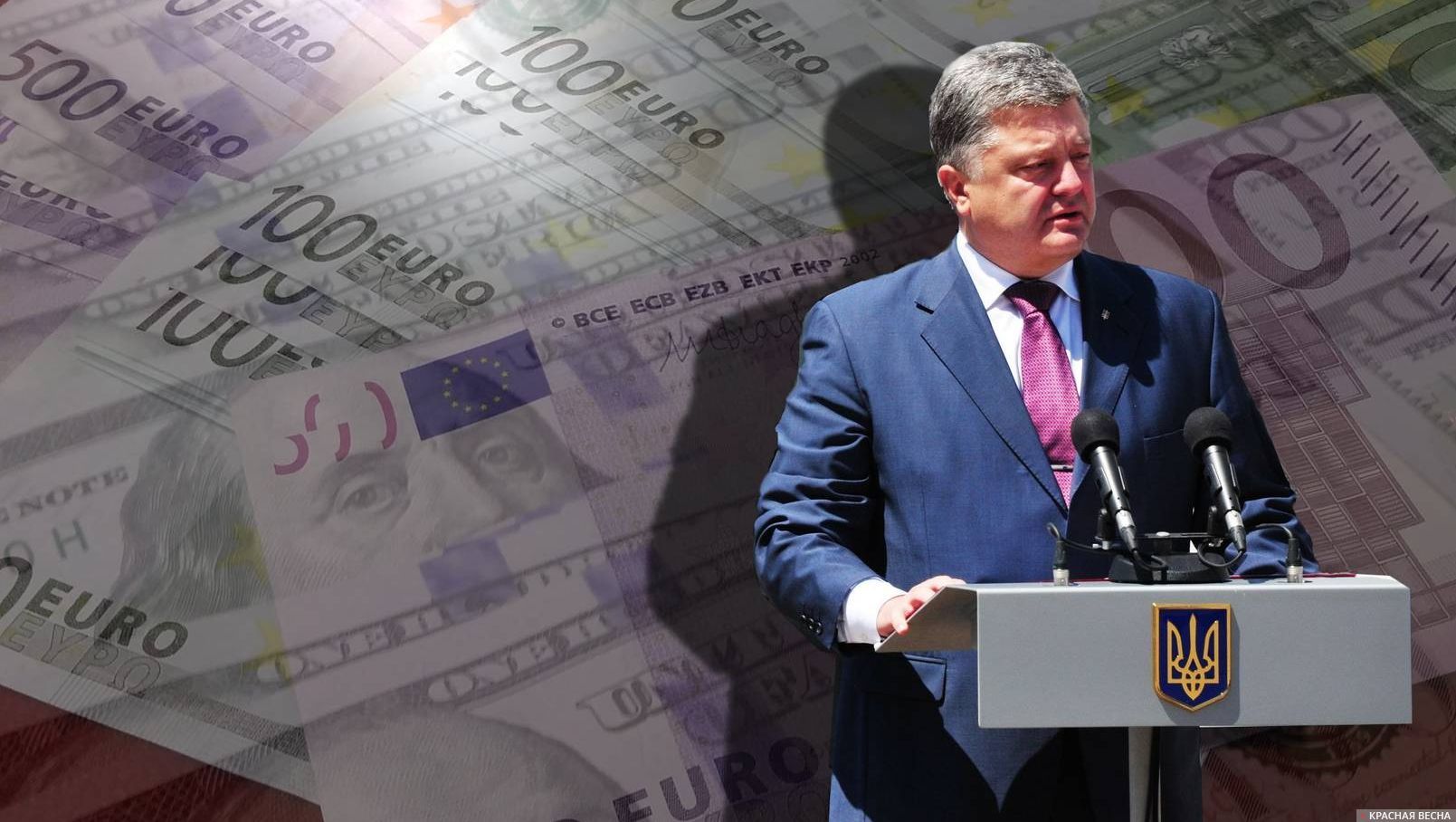 Порошенко поручил НБУ защищать сбережения клиентов ПриватБанка