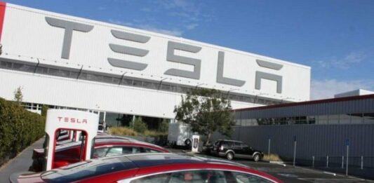 Tesla втрачає прибуток: Ілон Маск назвав причину  - today.ua