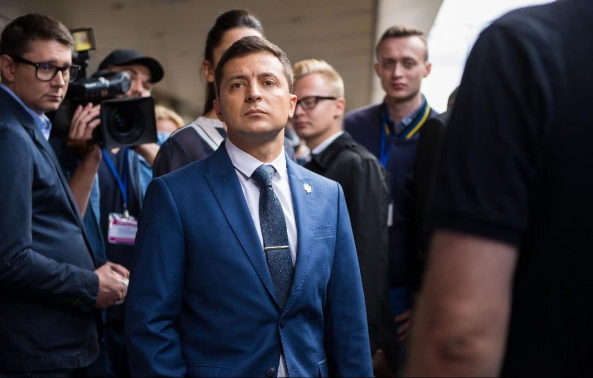 Зеленський обрушився з гнівом на ЦВК: опубліковано відео - today.ua