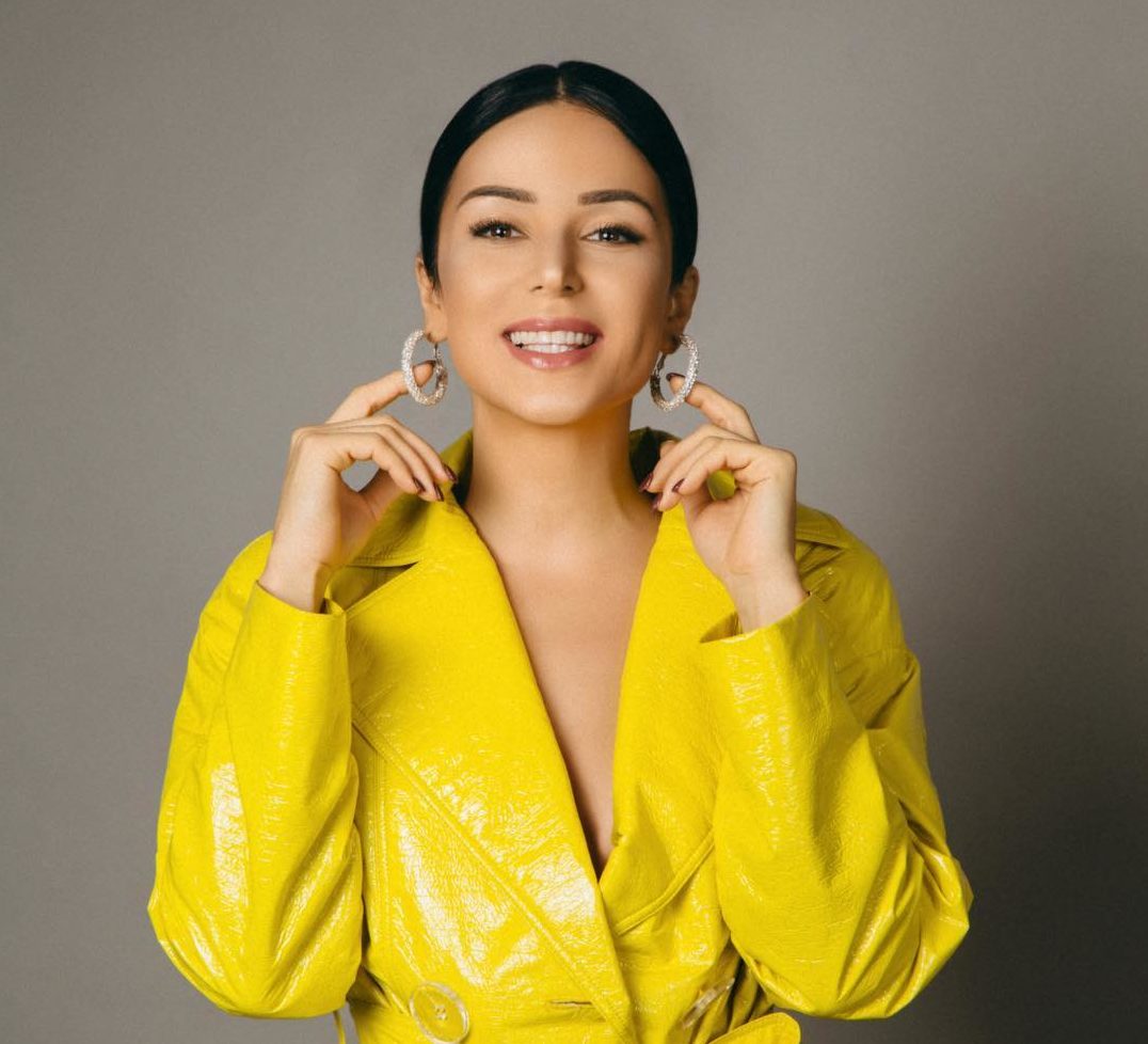 Злата Огневич покидает Украину - today.ua