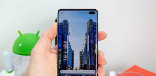 Samsung Galaxy S10 plus назвали найкращим смартфоном для блогерів - today.ua