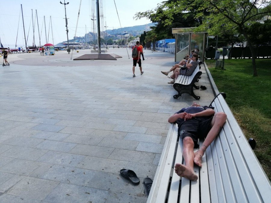 Окупований Крим заполонили безхатченки: опубліковані фото