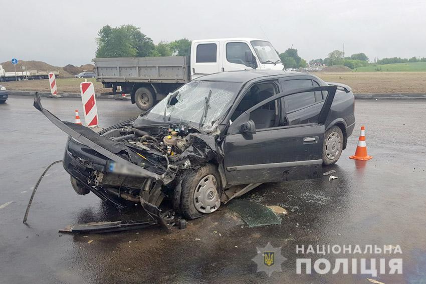 Под Хмельницком произошло тройное ДТП с пострадавшими