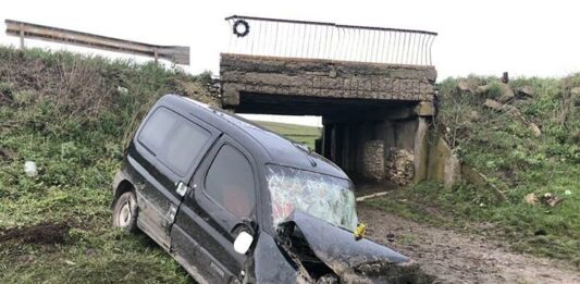 Під Тернополем сталася потрійна ДТП: водій у реанімації - today.ua