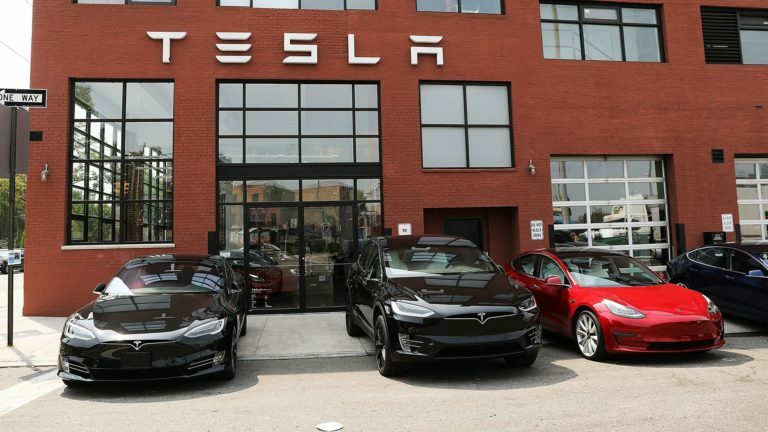 Tesla начала принимать предварительные заказы на Model 3 - today.ua