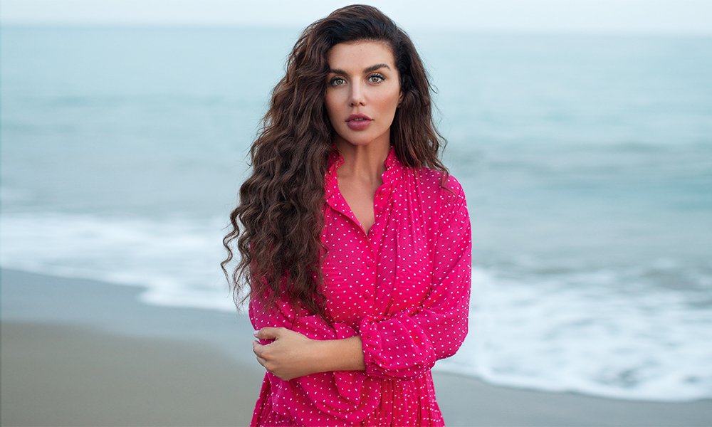 Анна Седокова спровоцировала слухи о своей беременности