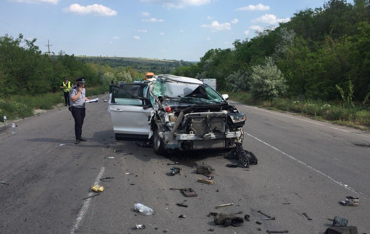 В ДТП с грузовиком пострадала женщина с двухмесячным младенцем