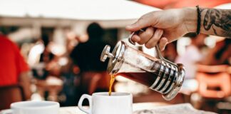 Як подовжити життя на декілька років: вчені розкрили секрет правильного споживання кави - today.ua