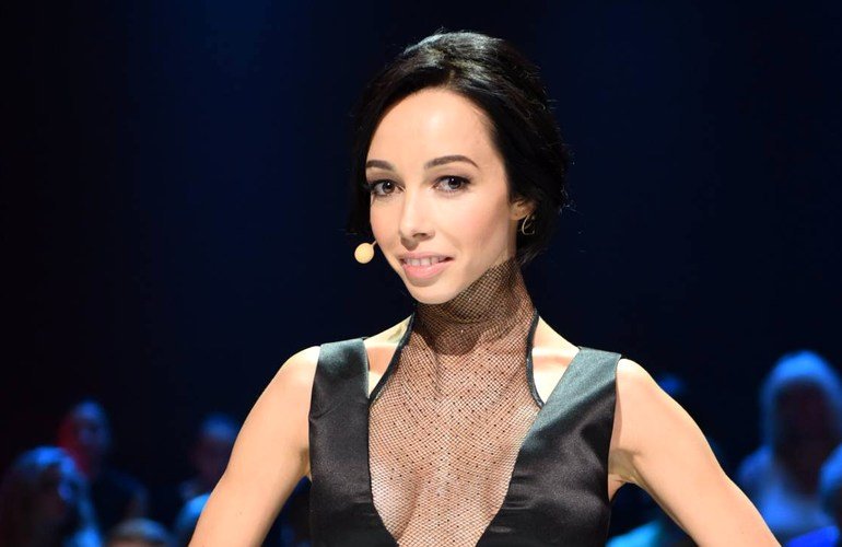 Екатерина Кухар обнажилась на греческом побережье