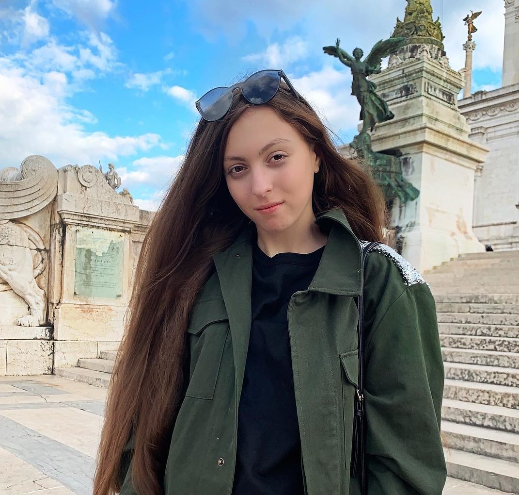 Донька Олі Полякової розповіла про стосунки з хлопцем