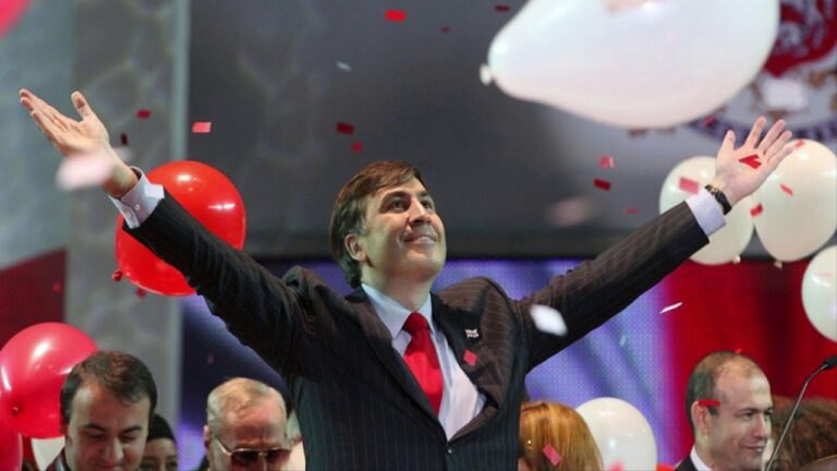 “Разделились пополам“: хватит ли “слугам народа“ голосов для назначения Саакашвили вице-премьером - today.ua