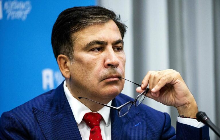 Саакашвили поинтересовался мнением подписчиков относительно объединения с партией Гриценко - today.ua
