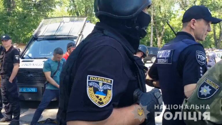 Мятежники одесской колонии заявили о травмированных - today.ua