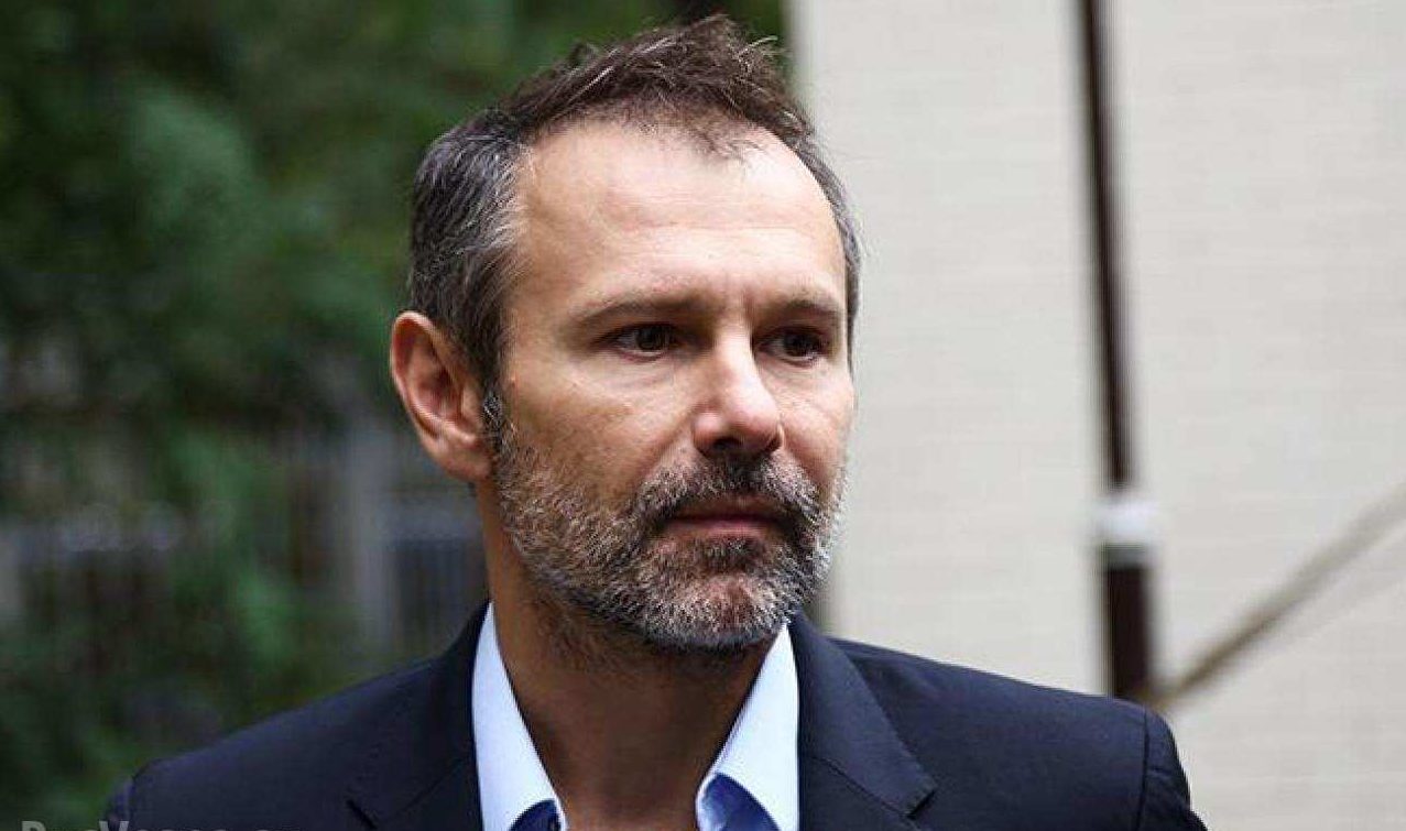 Коломойский сделал неожиданное предложение Вакарчуку